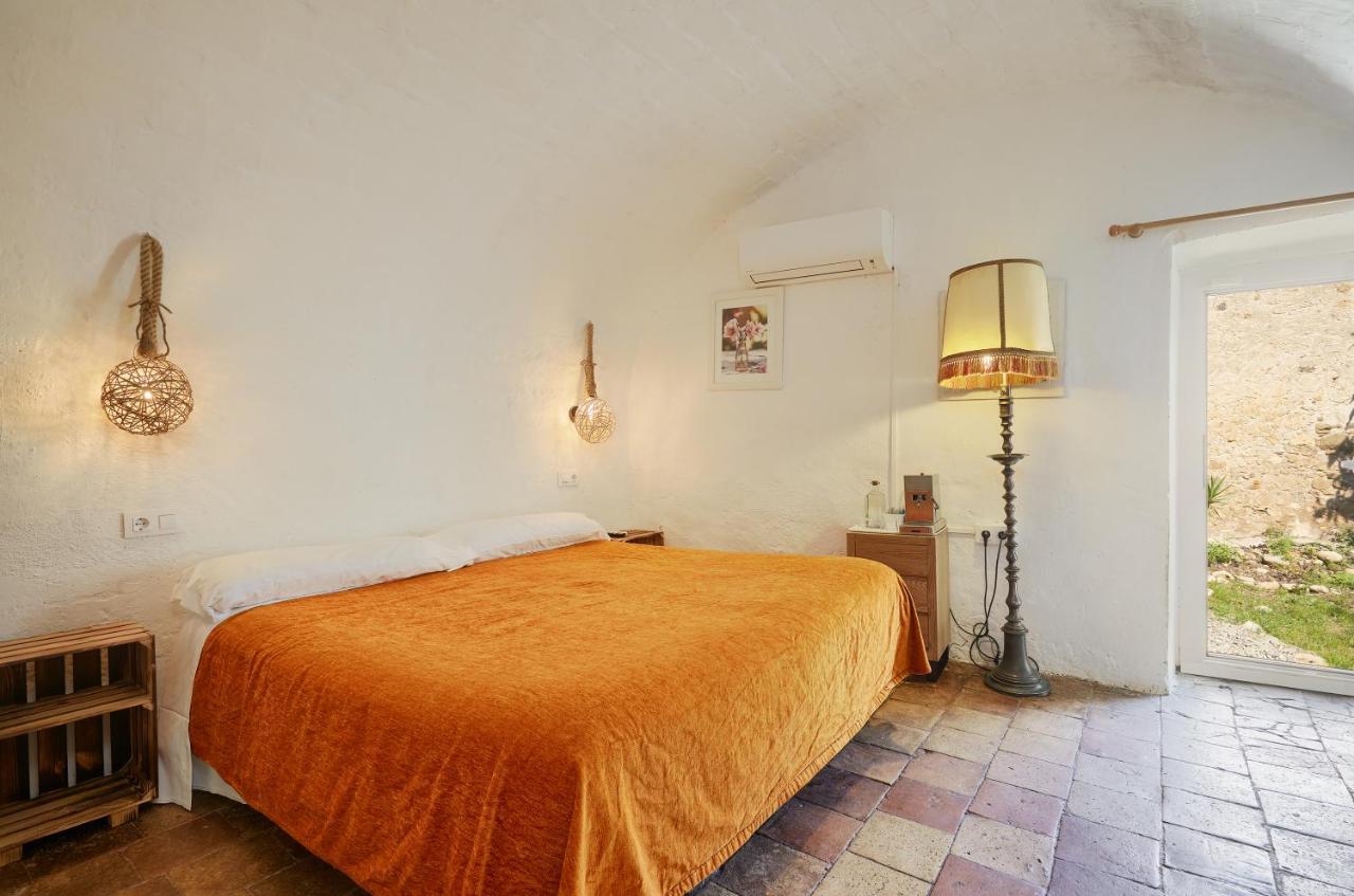 B&B Mas Torrencito Pet Friendly Parets de Ampurda Exterior photo